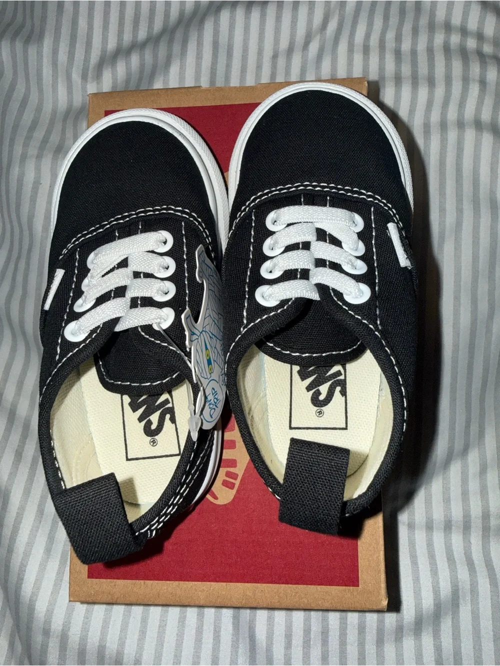 🆕 Vans Toddler Black & White Kids Slip-On Sneakers (Elastic)
